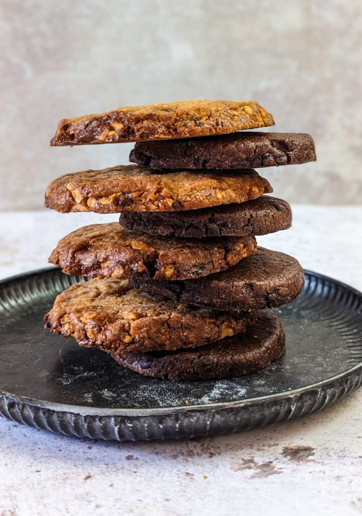 Montage de cookies au chocolat et cacahuètes